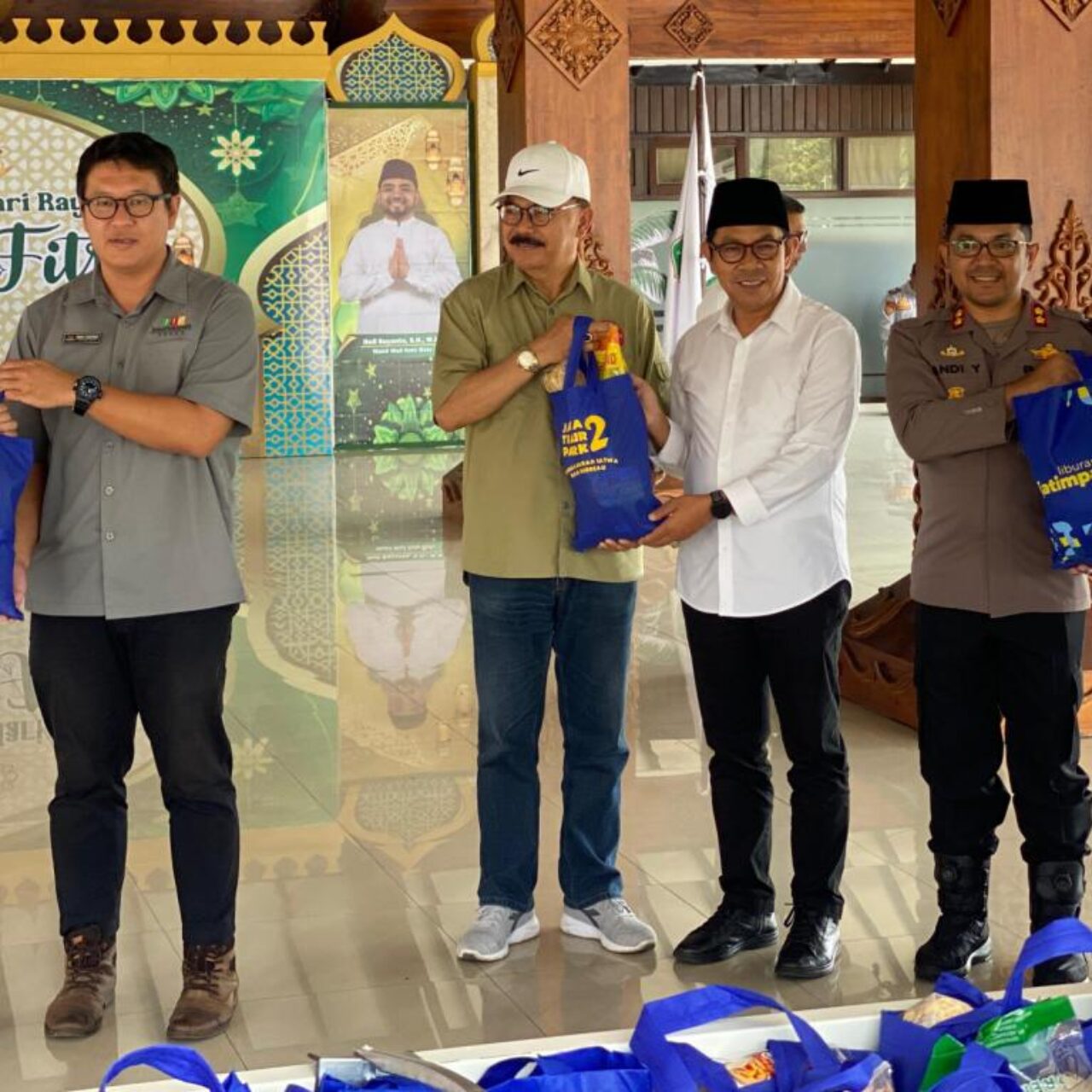 Jatim Park Grup Bagikan Sebanyak 2500 Bingkisan