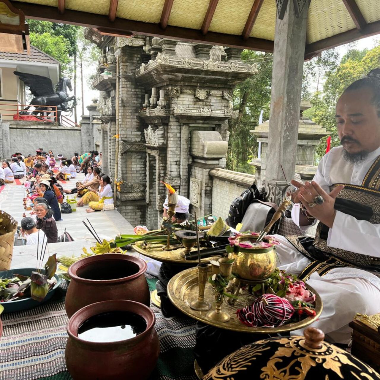 Umat Hindu Kabupaten Malang, Gelar Upacara Ngembak Geni di Pura Giri Kawijayan Gunung Kawi