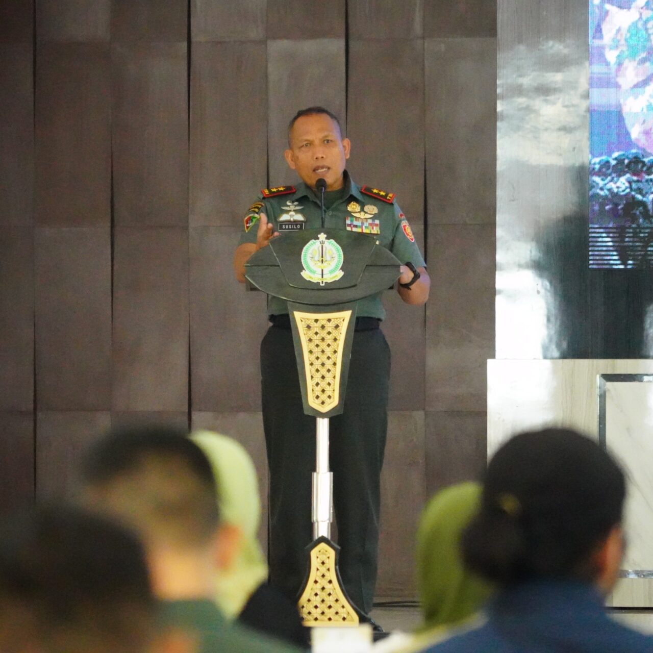 Silaturahmi Hangat: Pangdivif 2 Kostrad Temui Awak Media di Acara Coffee Morning