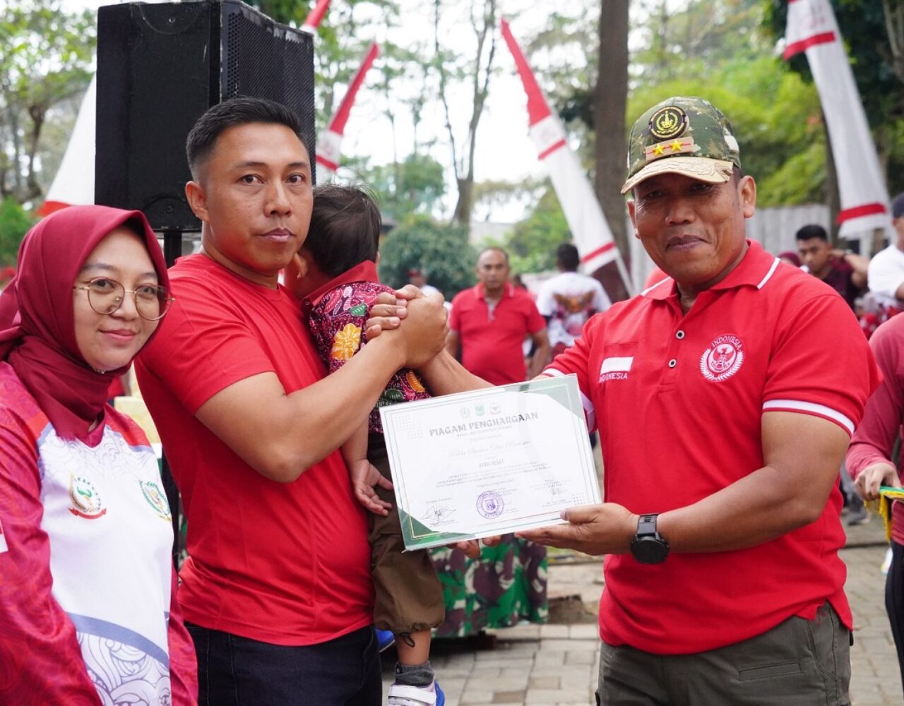 Dengan Semarak Budaya, Kreativitas, dan Kebersamaan, RW Asrama Divif 2 Kostrad Rayakan HUT ke-80 RI