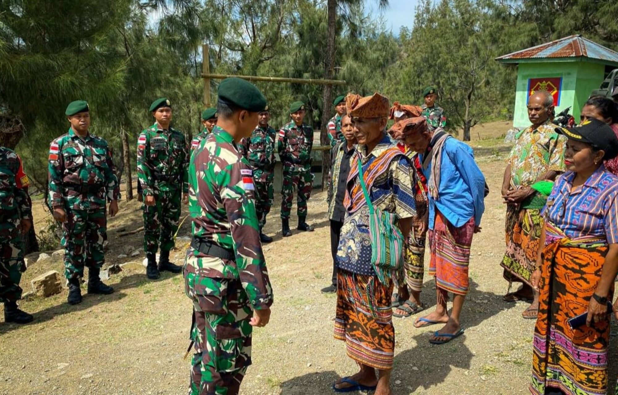 Menuju Tapal Batas, Dansatgas Pamtas RI-RDTL Kunjungi Pos Manusasi