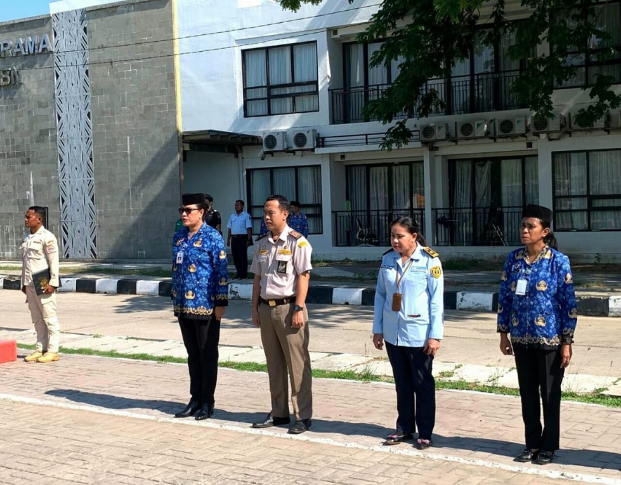 Satgas Pamtas Yonarmed 12 Kostrad Ikuti Upacara Sumpah Pemuda di PLBN Motaain