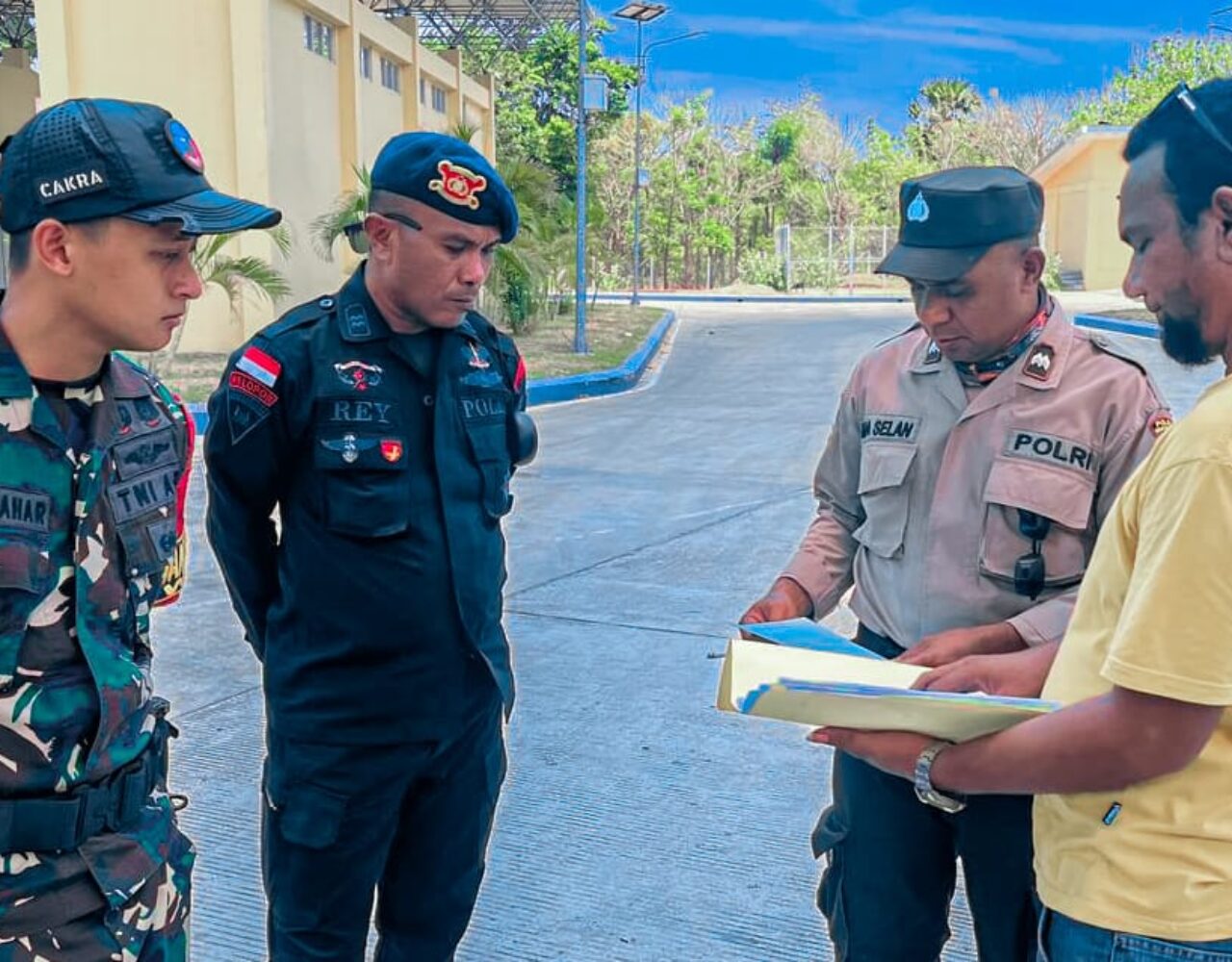 Operasi TASBARA, Satgas Pamtas Yonarhanud 2 Kostrad Bersama PLBN Wini Amankan 11 Pelanggar Batas dan 3 Dokumen Kendaraan Bermasalah