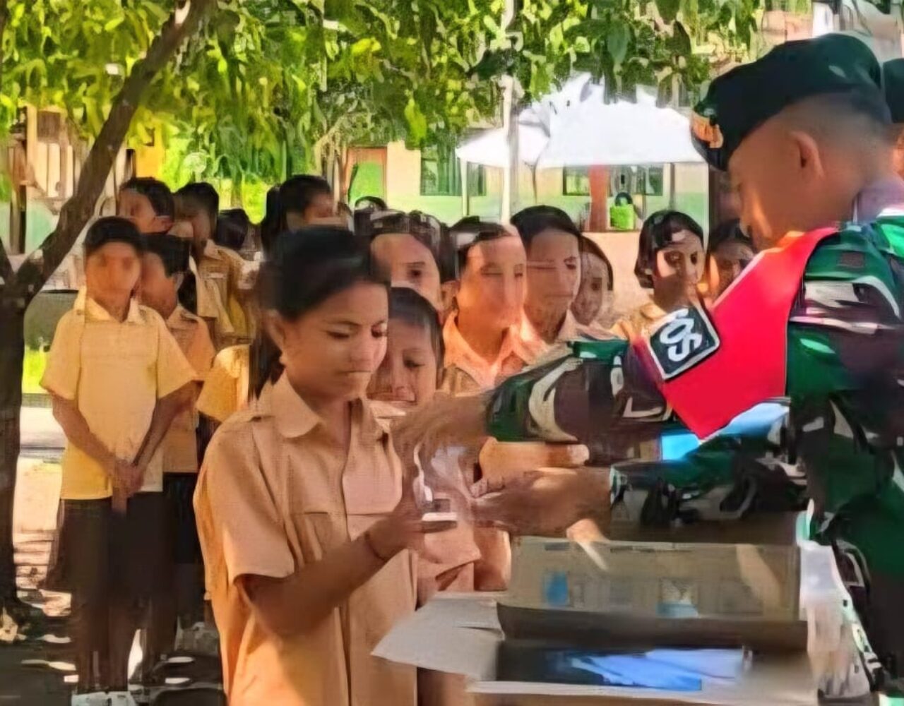 Sentuhan Kemanusiaan Prajurit Maubusa untuk Anak-Anak Perbatasan Belu