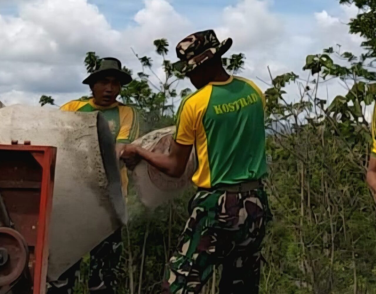Satgas Pos Ailala Bangun Tando Air untuk Bantu Warga Alas Utara