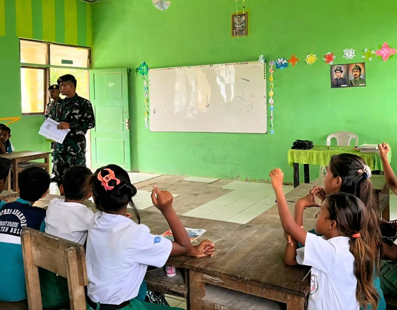 Kunjungan Edukatif Satgas Pos Nananoe Hidupkan Semangat Belajar Anak Perbatasan