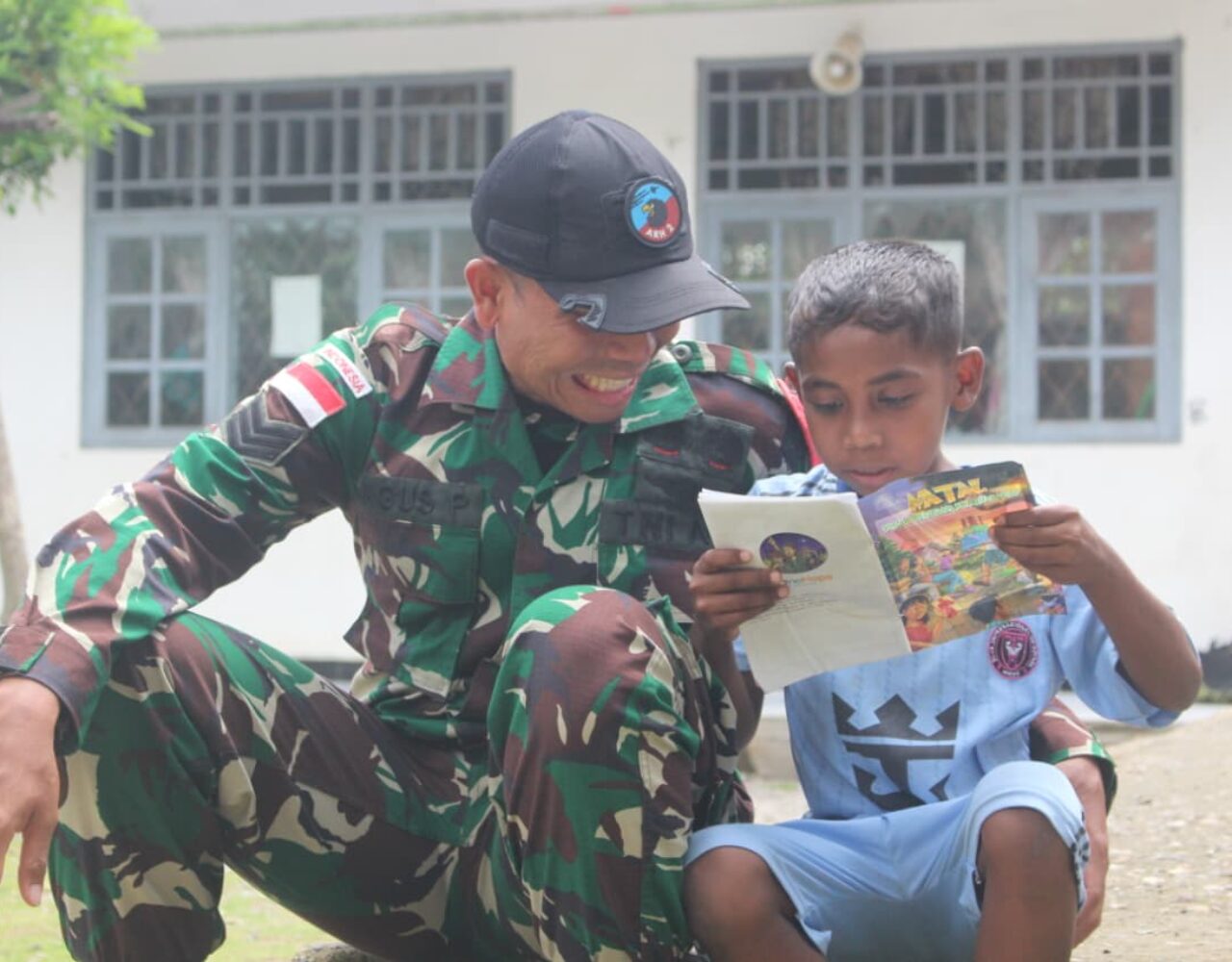 Cerdaskan Anak Bangsa, Satgas Pamtas Yonarhanud 2 Kostrad Gelar Program Alap-Alap Smart Car