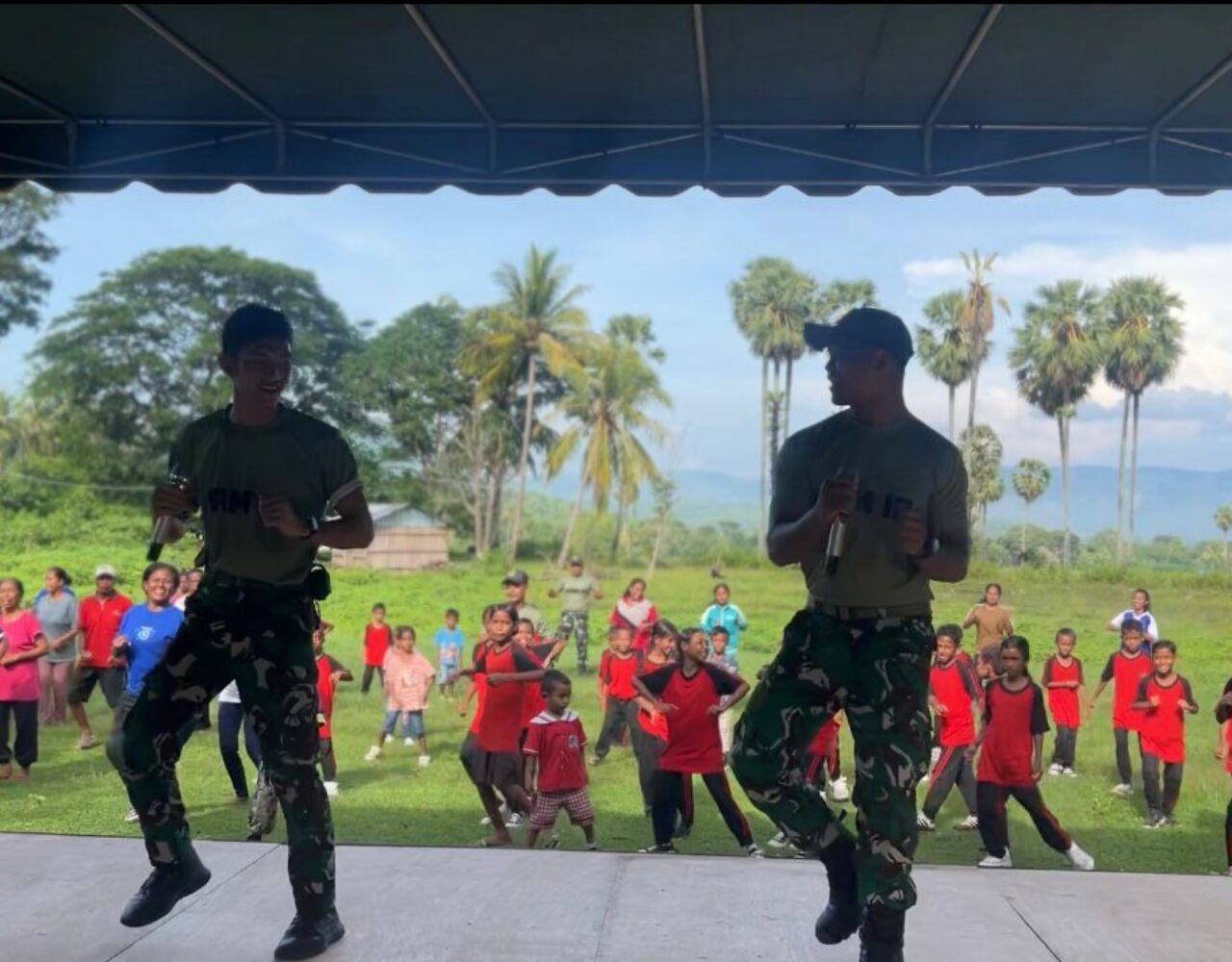 Satgas Pamtas Pos Delomil Gelar Senam Sehat Bersama Warga
