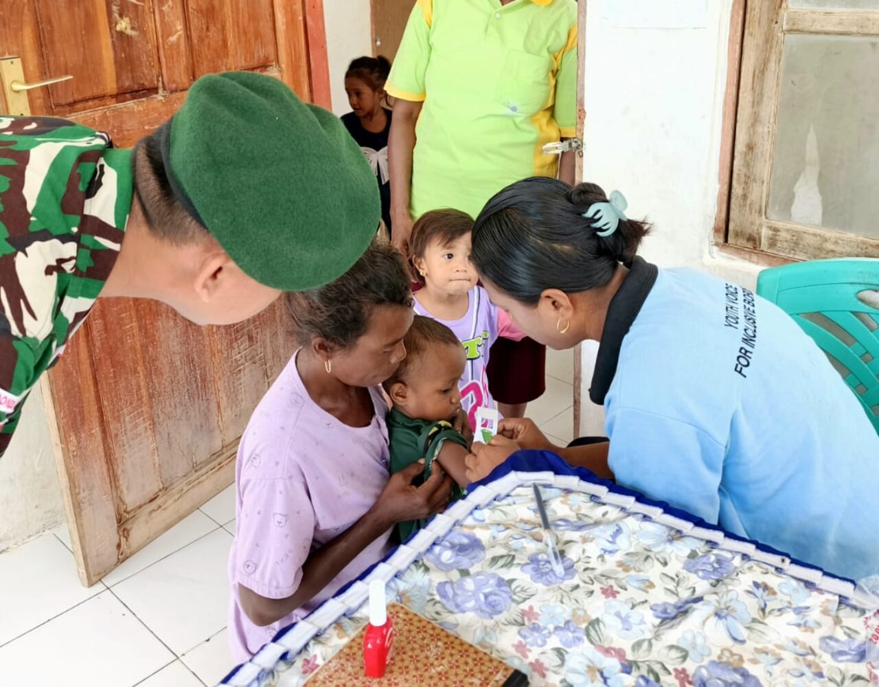 Dari Perbatasan, Satgas Pamtas Jaga Kesehatan Balita Desa Maumutin