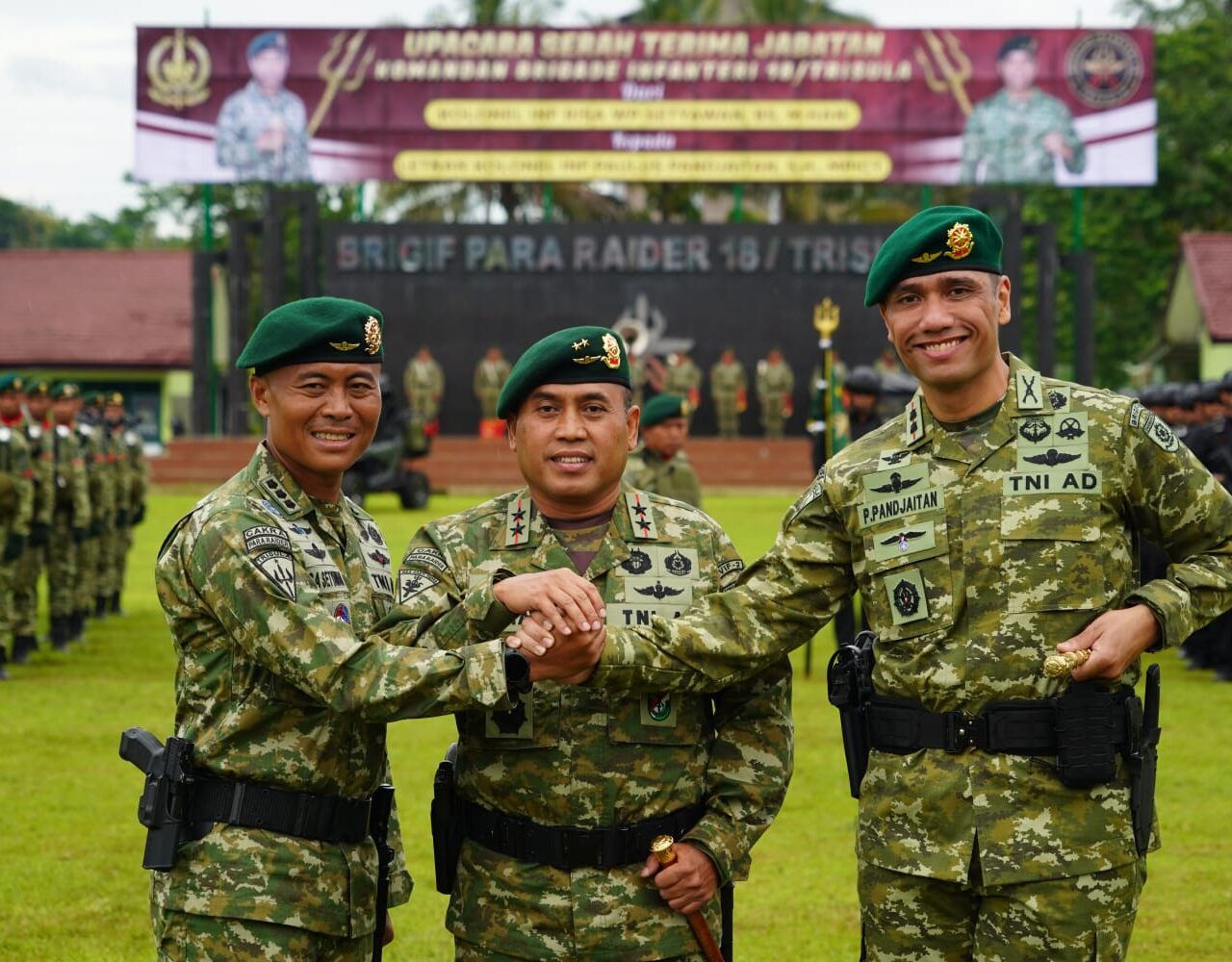 Pangdivif 2 Kostrad Pimpin Sertijab Danbrigif 18/Trisula