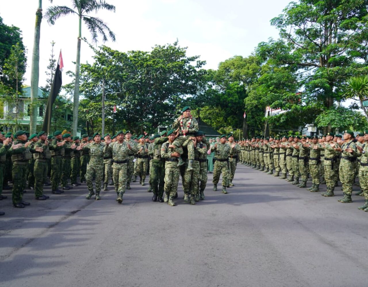 Divif 2 Kostrad Sambut Calon Panglima Baru dengan Penuh Kehangatan
