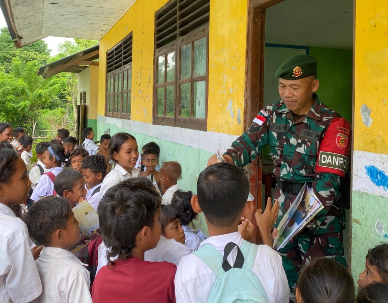 Yonarmed 12 Kostrad Hadir Mencerdaskan Generasi Muda di SDK Dafala